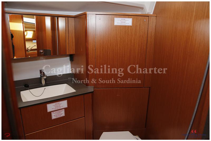 Book yachts online - sailboat - Bavaria Cruiser 41 - Ipanema - rent