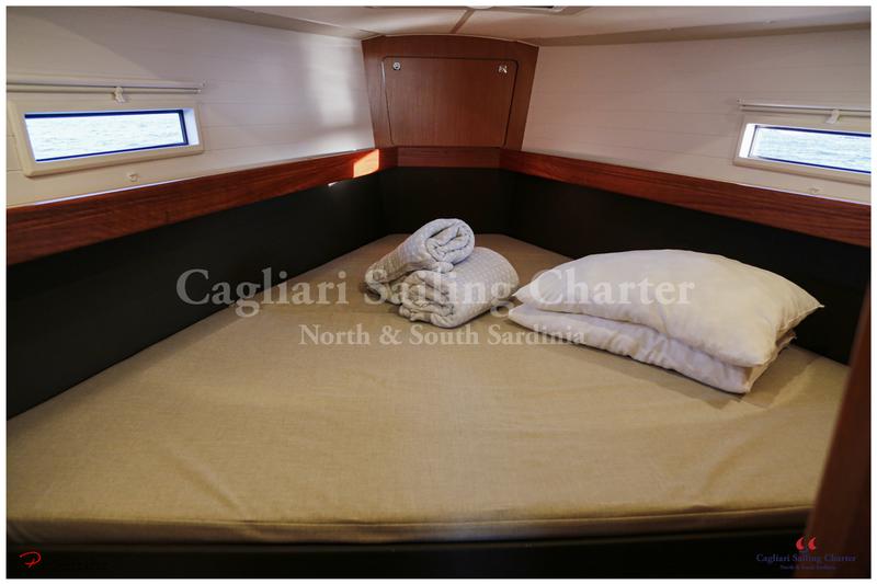 Book yachts online - sailboat - Bavaria Cruiser 41 - Ipanema - rent