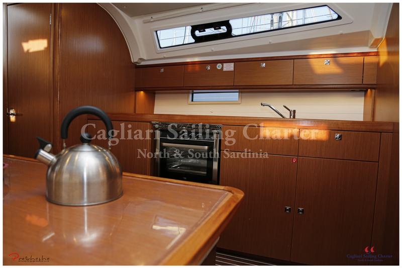 Book yachts online - sailboat - Bavaria Cruiser 41 - Ipanema - rent