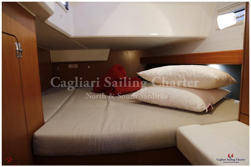 Book yachts online - sailboat - Bavaria Cruiser 41 - Ipanema - rent