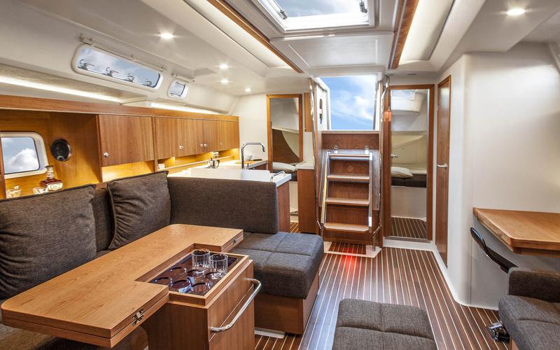 Book yachts online - sailboat - Hanse 445 - Helios - rent