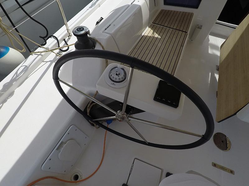Book yachts online - sailboat - Dufour 430 GL - Magdalena - rent