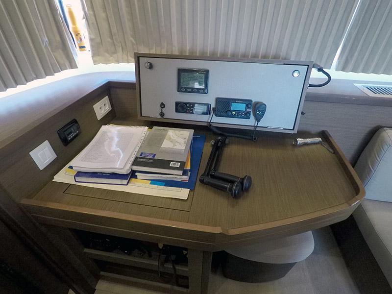 Book yachts online - catamaran - Lagoon 450 - Zuzo 2 - rent