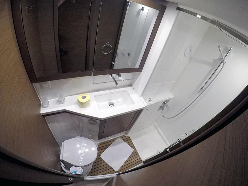 Book yachts online - catamaran - Lagoon 450 - Zuzo 2 - rent