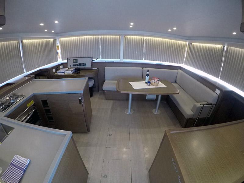 Book yachts online - catamaran - Lagoon 450 - Zuzo 2 - rent