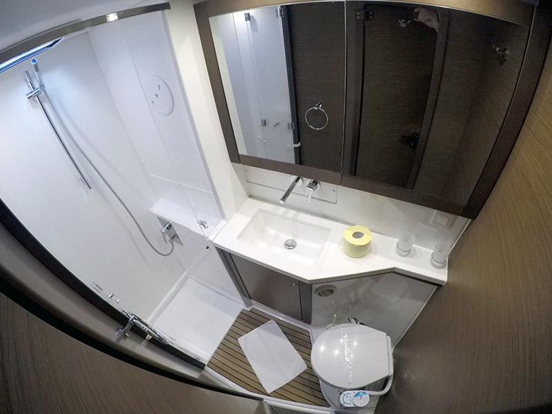 Book yachts online - catamaran - Lagoon 450 - Zuzo 2 - rent