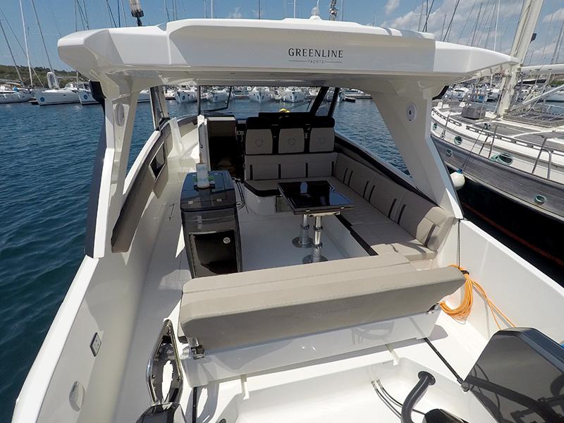 Book yachts online - motorboat - Greenline Neo HT - Skorpionas  - rent