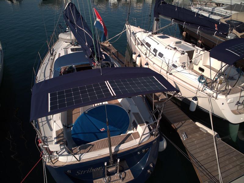 Book yachts online - sailboat - Grand Soleil 40 R - Stribor - rent