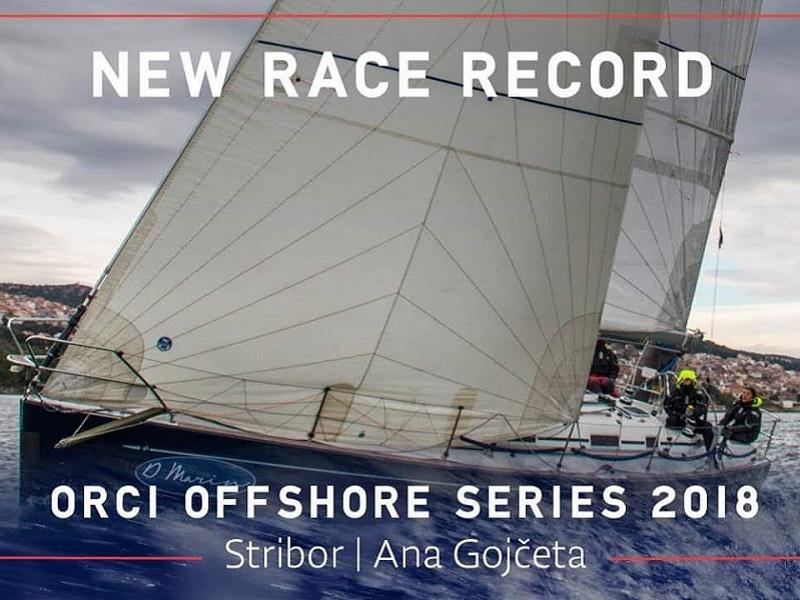 Book yachts online - sailboat - Grand Soleil 40 R - Stribor - rent