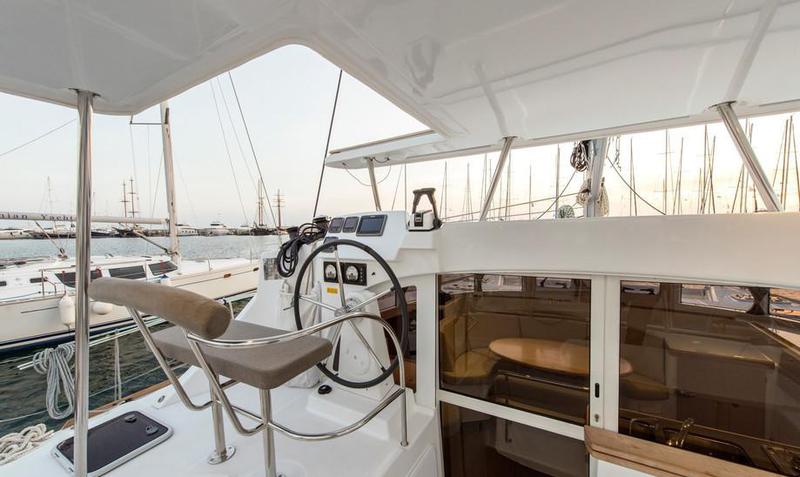 Book yachts online - catamaran - Lagoon 380_2014 - SY_2027 - rent