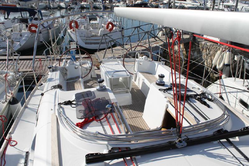Book yachts online - sailboat - Sun Odyssey 44 i_2009_ - SY_2045 - rent