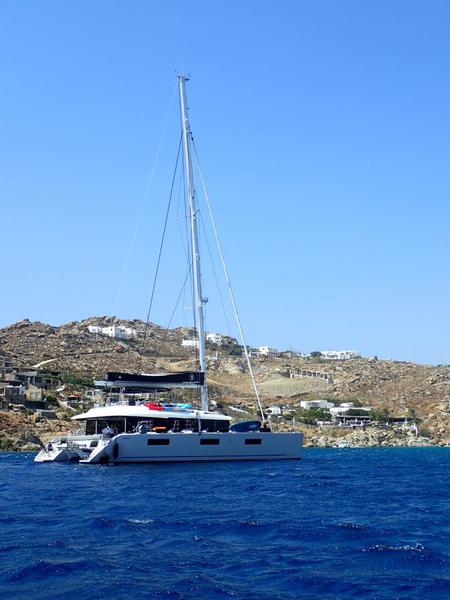 Book yachts online - catamaran - Lagoon 620 - Atlantis - rent