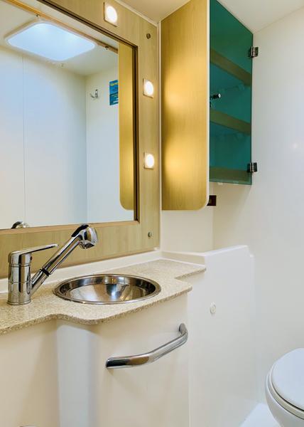 Book yachts online - catamaran - Catlante 600 - incl. crew &amp; full board - Iris - rent