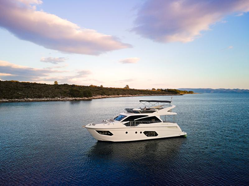 Book yachts online - motorboat - Absolute 50 Fly - VivaLaVida - rent