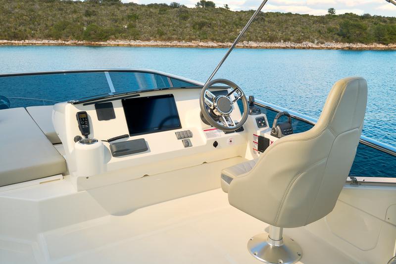 Book yachts online - motorboat - Absolute 50 Fly - VivaLaVida - rent