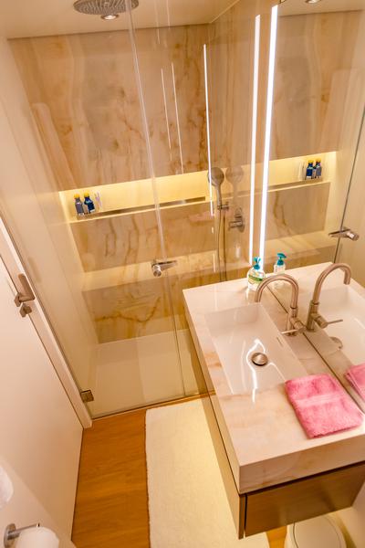 Book yachts online - catamaran - Sunreef 80 - Fantastic Too - rent