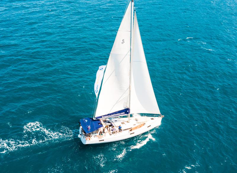 Book yachts online - sailboat - Oceanis 48 - Lastovo: Boat + Captain - rent