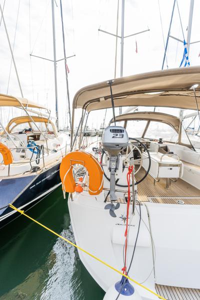 Book yachts online - sailboat - Sun Odyssey 519 -  6 cabs - PERRO BLANCO - rent