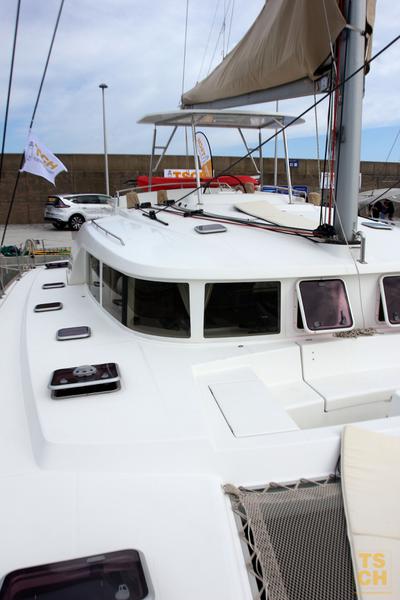 Book yachts online - catamaran - Lagoon 440 - Aina - rent
