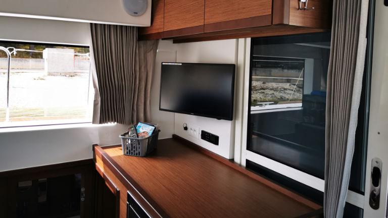 Book yachts online - catamaran - Lagoon 40 - Vaiana - rent