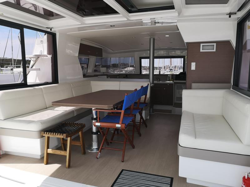 Book yachts online - catamaran - Bali 4.1-3 cab. ROLL MAINSAIL - LADY POLA  - rent