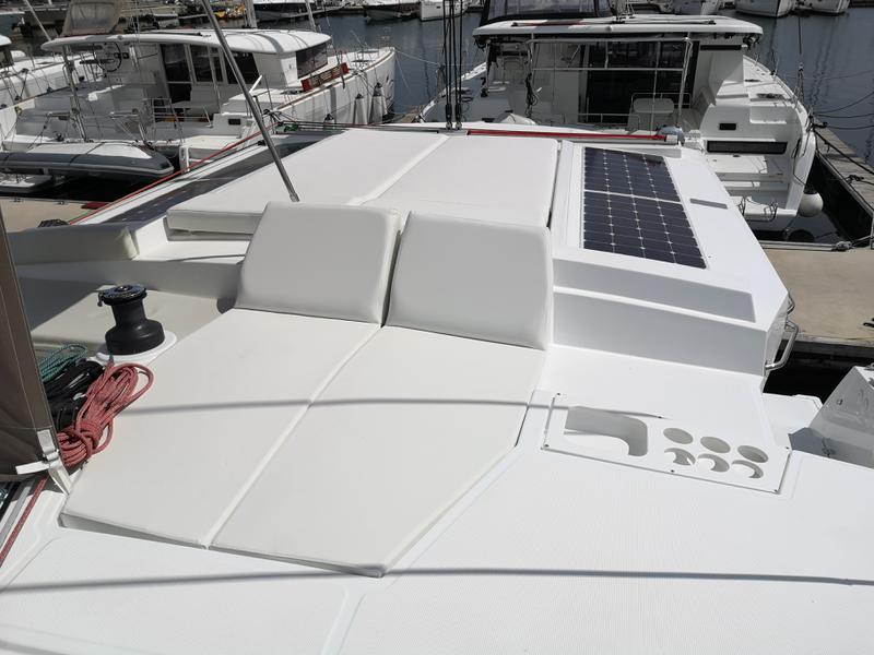 Book yachts online - catamaran - Bali 4.1-3 cab. ROLL MAINSAIL - LADY POLA  - rent