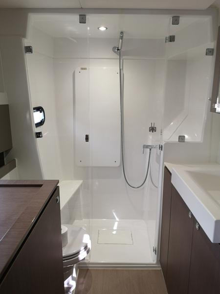 Book yachts online - catamaran - Bali 4.1-3 cab. ROLL MAINSAIL - LADY POLA  - rent