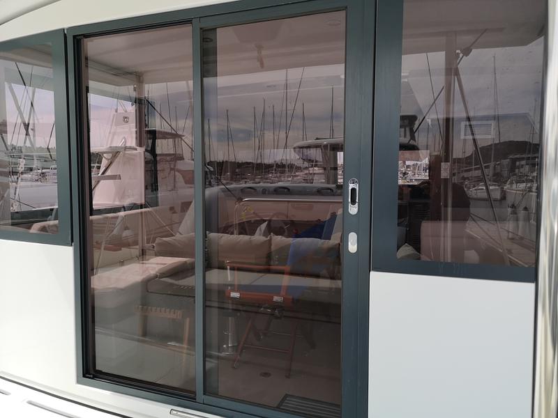 Book yachts online - catamaran - Bali 4.1-3 cab. ROLL MAINSAIL - LADY POLA  - rent