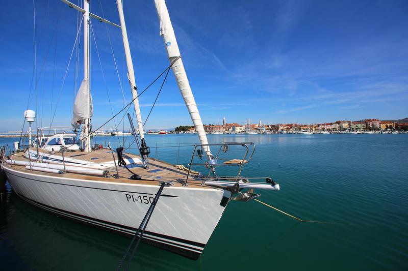 Book yachts online - sailboat - Swan 62 - Glisse - rent