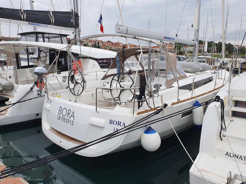 Book yachts online - sailboat - Sun Odyssey 519 - Bora - rent