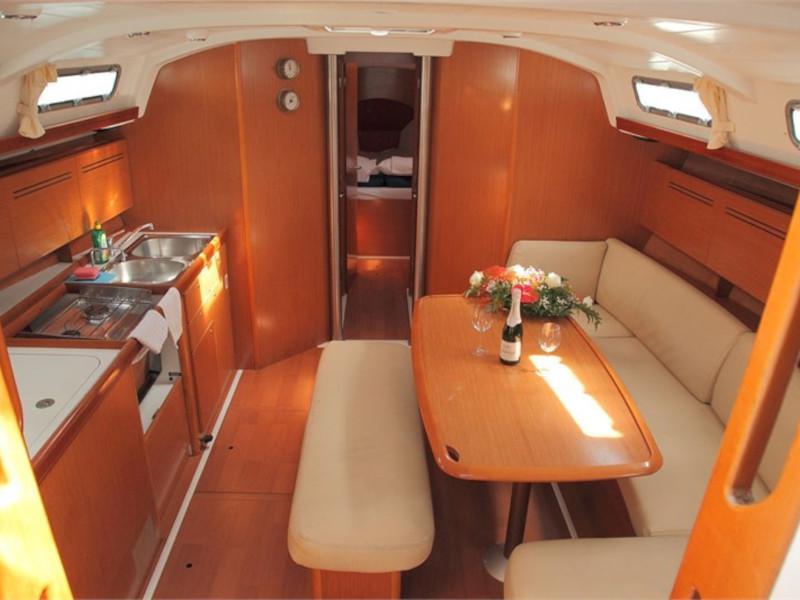 Book yachts online - sailboat - Cyclades 43.4 - Kea 2 - rent