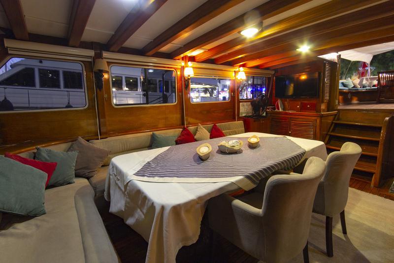 Book yachts online - other - Gulet Serenad - Serenad - rent