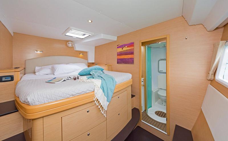 Book yachts online - catamaran - Lagoon 500 - Mystique I - rent