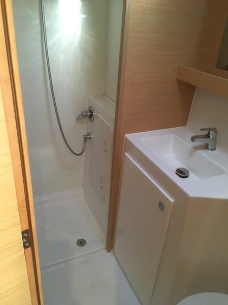 Book yachts online - catamaran - Lagoon 42 - Uiara - rent