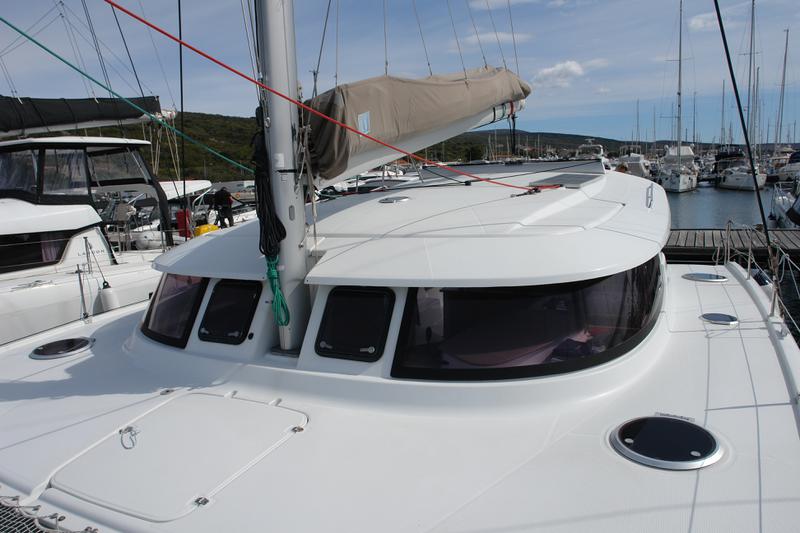 Book yachts online - catamaran - Lipari 41 - ARGOS - rent