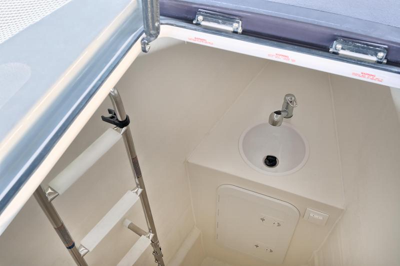 Book yachts online - catamaran - Luna 49 - Luna - rent