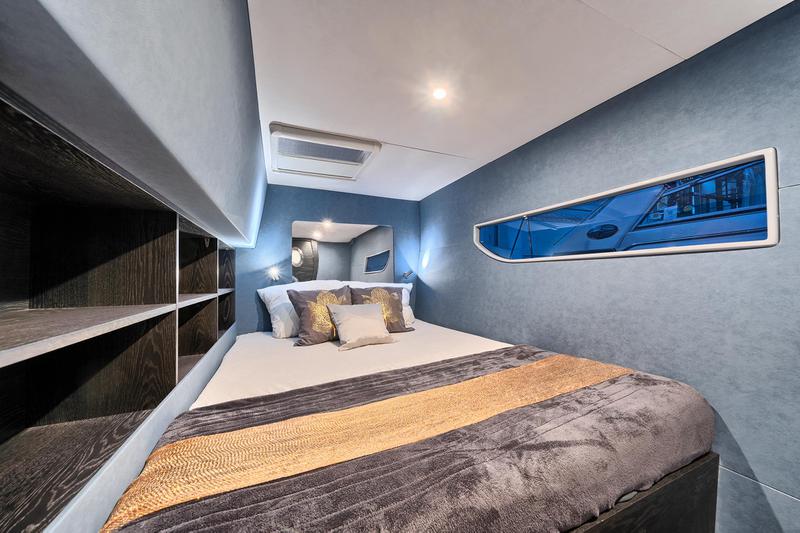 Book yachts online - catamaran - Luna 49 - Luna - rent