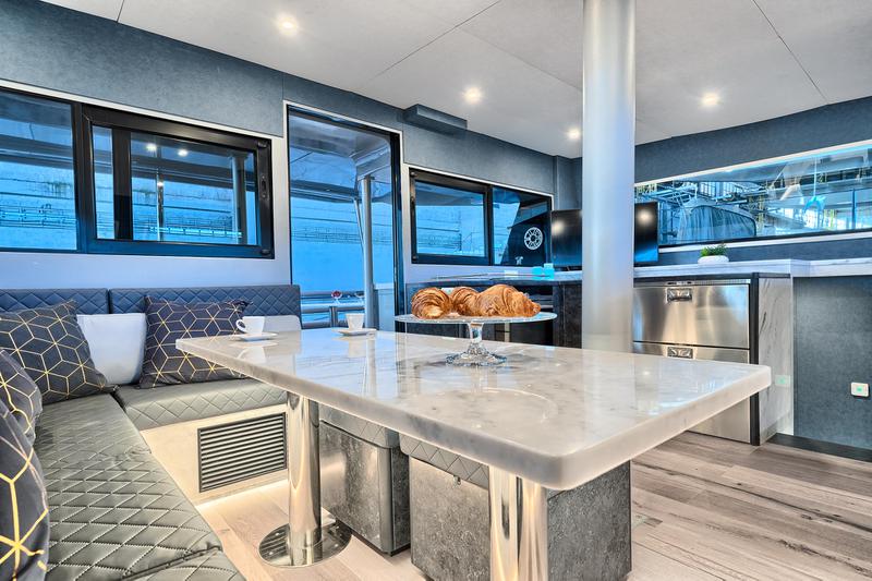 Book yachts online - catamaran - Luna 49 - Luna - rent