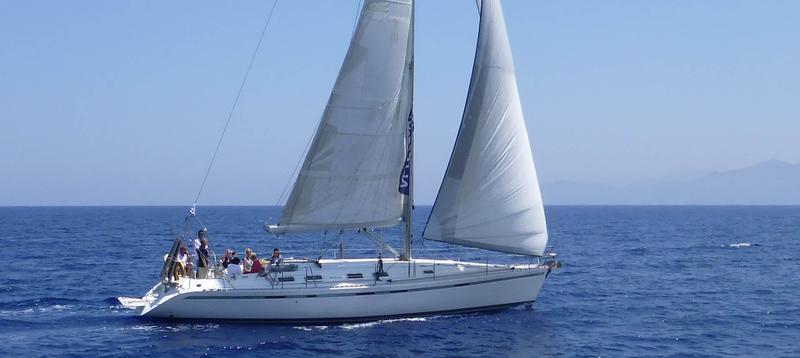 Book yachts online - sailboat - First 45 F5 - OINOH - rent