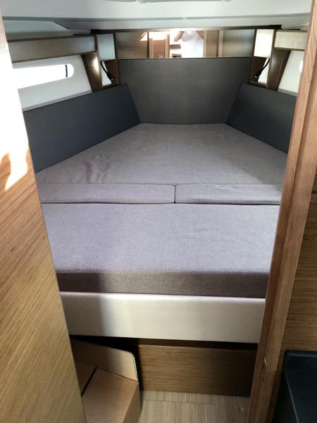 Book yachts online - motorboat - Bavaria S36 Open - Marsil - rent