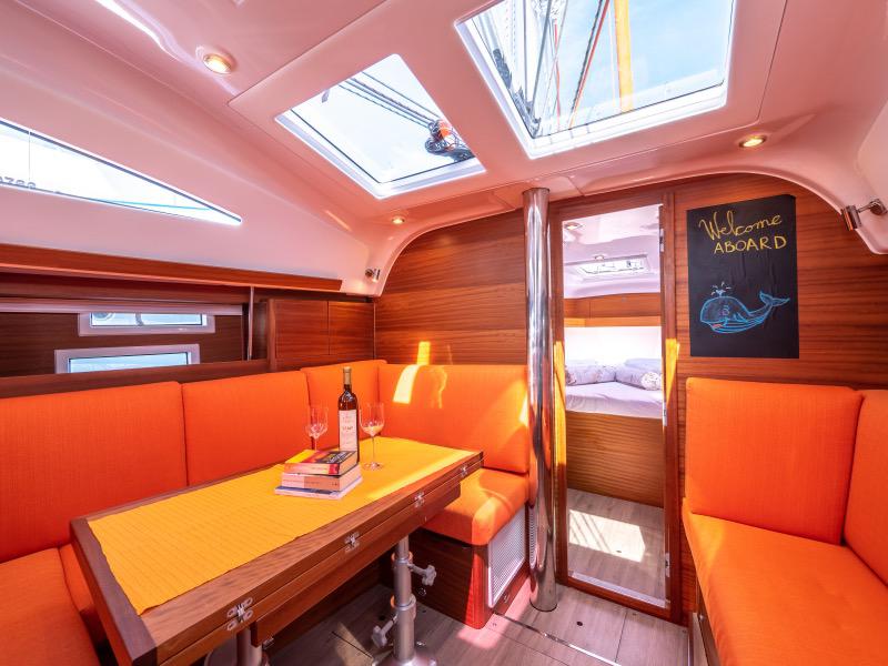 Book yachts online - sailboat - Elan 40.1 Impression - FUNKY  - rent