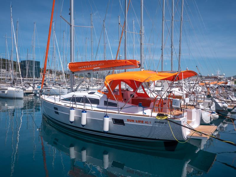 Book yachts online - sailboat - Elan 40.1 Impression - FUNKY  - rent