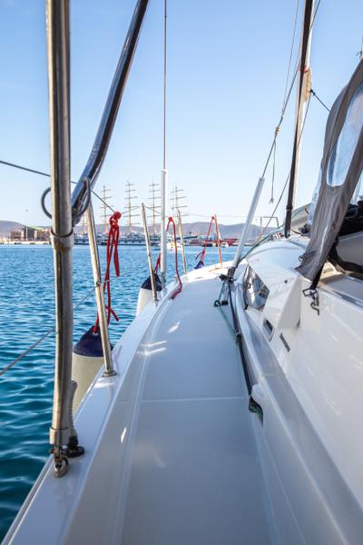 Book yachts online - sailboat - Sun Odyssey 440 - MONOLITH - rent