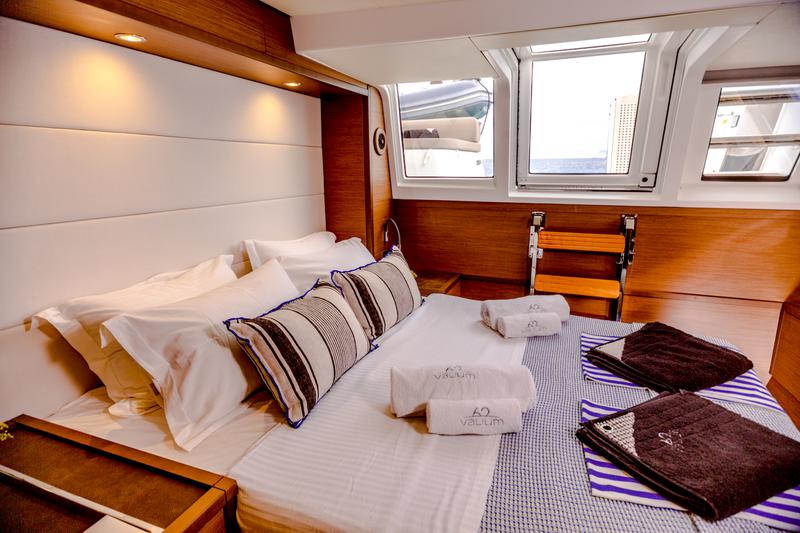 Book yachts online - catamaran - Lagoon 620 - Valium 62 - rent