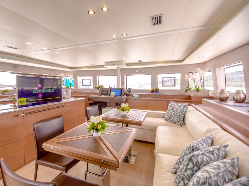 Book yachts online - catamaran - Lagoon 620 - Valium 62 - rent