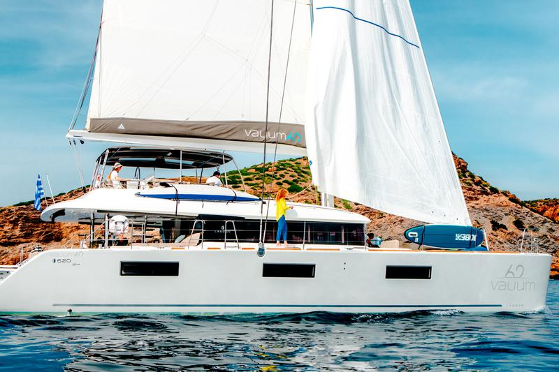 Book yachts online - catamaran - Lagoon 620 - Valium 62 - rent