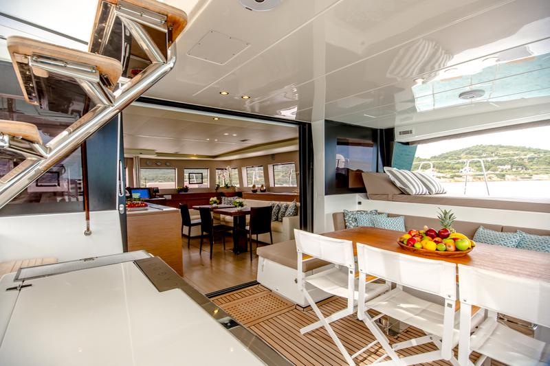 Book yachts online - catamaran - Lagoon 620 - Valium 62 - rent