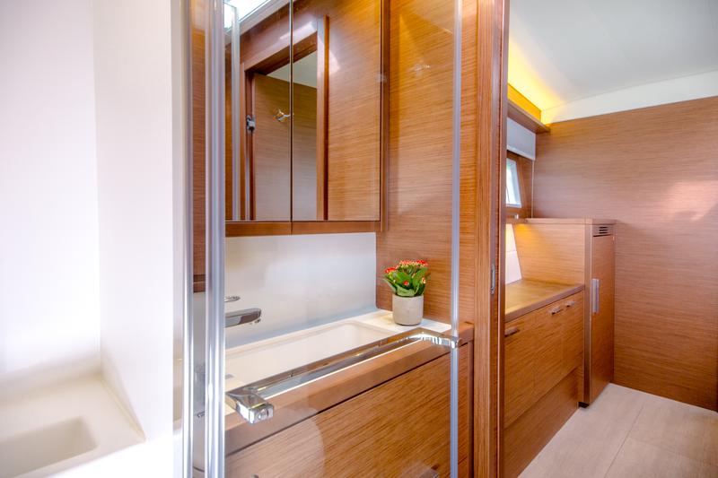 Book yachts online - catamaran - Lagoon 620 - Valium 62 - rent