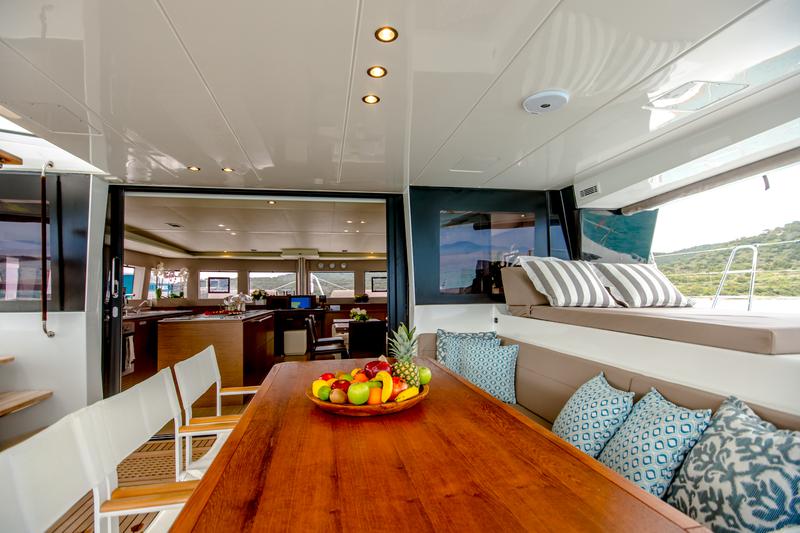 Book yachts online - catamaran - Lagoon 620 - Valium 62 - rent