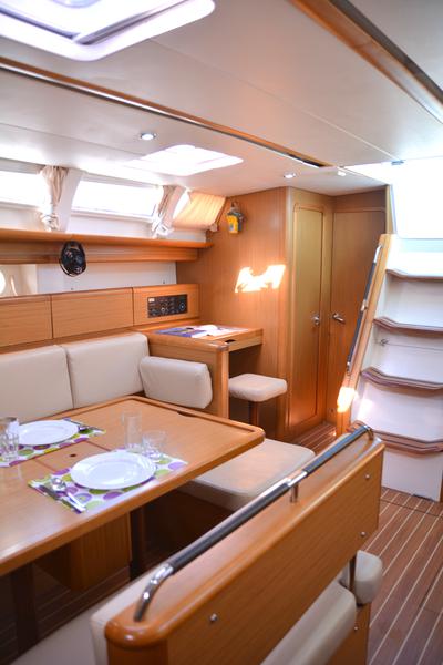 Book yachts online - sailboat - Sun Odyssey 44 i - Stavros - rent